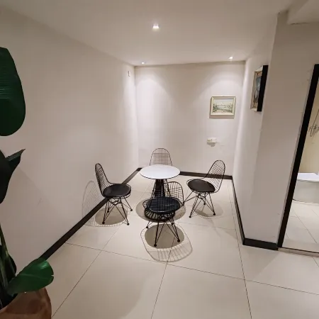 Qizhu · Yusheng Business Apartment (Linyi Luozhuang Bao Li Wealth Plaza Branch)