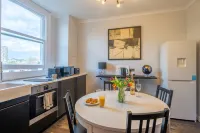 Cosy Rooms with Kitchen and Bath on Brick Lane in Shoreditch 해크니 엠파이어 주변 호텔