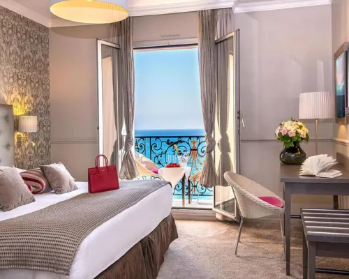 Hôtel le Royal Promenade des Anglais Hotels in Nice