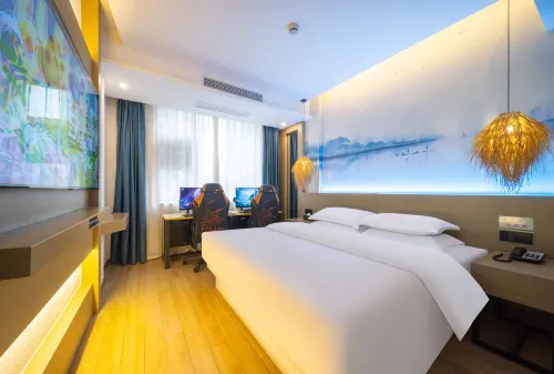 Chen · Yunchang E-Sports Hotel (Jiuzhou Changshuo Plaza)