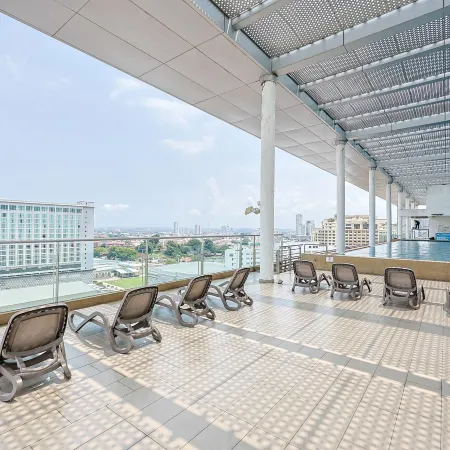 The Straits Premium Malacca Sea View By I Housing