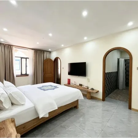 Bole Yujian Aliweng Homestay