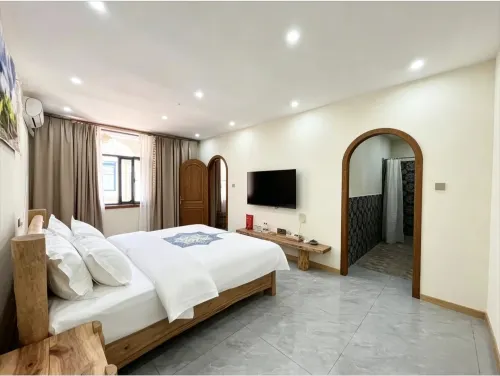 Bole Yujian Aliweng Homestay