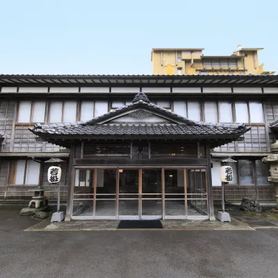 Wakamatsu Hot Spring Resort Отели рядом с достопримечательностью «Университет Хакодейт»