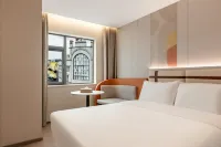 Home Inn Business Hotel (Nanchang Tengwang Pavilion Wanshougong Metro Station)