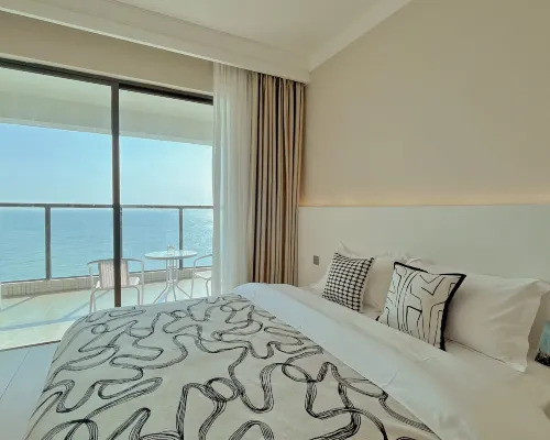 Royal Sea No.1 Sea-view Executive Apartment Hotels in Yangxi