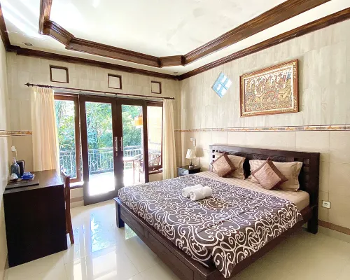 Pancer House Hotels near Rudana Museum
