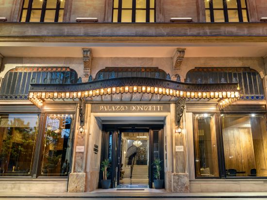 Palazzo Donizetti Istanbul, Tapestry Collection by Hilton
