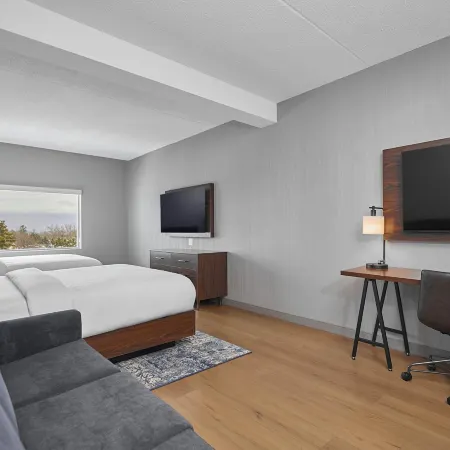 Four Points by Sheraton Oakville