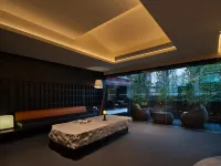 Yufei · Yunqi | CLOUDSCAPE · CORE Starry Sky Residence (Guangzhou Zhujiang New Town CBD TaiKoo Hui) Hotels near Tee Mall