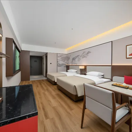 Qianna Qianxun Hotel (Linzhou Luban Avenue)