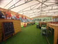 ZeBa Prince Premium Guesthouse - พร้อมอาหารเช้า