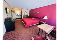 Colonial Mountain Inn Branson MO - Pools