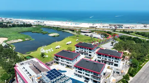 Weihai Rongcheng Jinyue Seaview Garden Hotel - Beach
