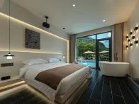Moon Valley Pool Resort (Wannan Sichuan- Line Moon Bay Scenic Area Branch) - Hot Springs