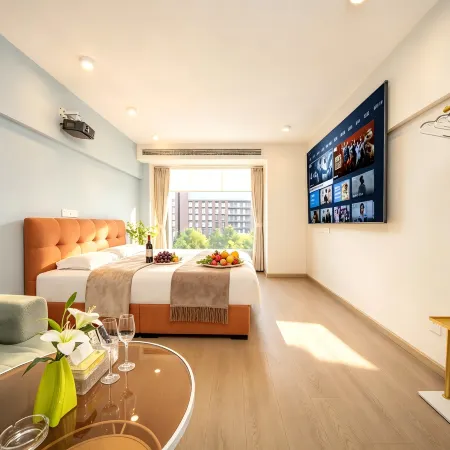 Hailan Movie Apartment (Tianhe Airport Aviation Headquarters Subway Station)