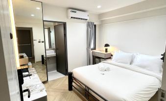RESET at DMK Hotel