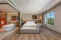 Mehood Lestie Hotel (Shangrao Wuyuan High-speed Railway Station) - 駐車場
