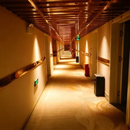 Huayuan Themed Hotel
