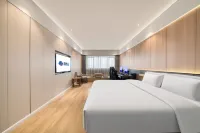 ReMAX X E-Sports Homestay - Parkplatz