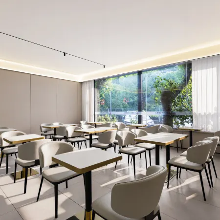 Shanghai Pudong Longying Hotel (Shanghai International Resort)