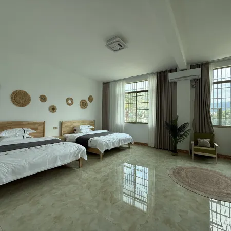 Pohaohu Grand Hotel