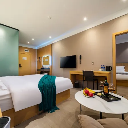 Tianfu · Locke Platinum Hotel (Chengdu Tianfu International Airport Store)