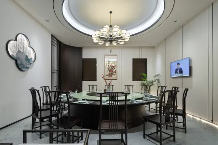 Wuyuan Aim Kangyang Hotel Отели рядом с достопримечательностью «Jiangling Scenic Area»