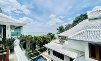 Yizen Beachfront Seaview Villa