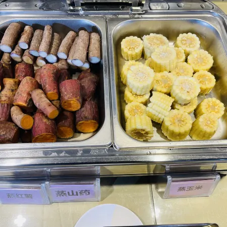 Elong Universal Hotel (Kaifeng Lankao Railway Station, Lanmei Times Shopping Plaza Branch)