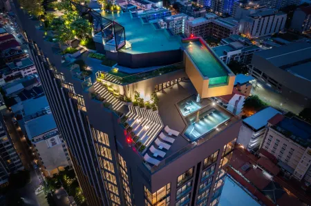 The Edge Central Pattaya Отели рядом с достопримечательностью «Bann sukhawadee»