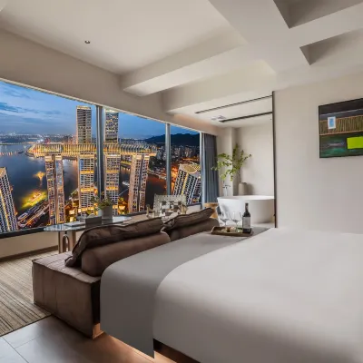 Tianya · Wuxi High Altitude river Garden Resort Hotel (Jiefangbei Raffles Store) Hotels near Chaotianmen Square