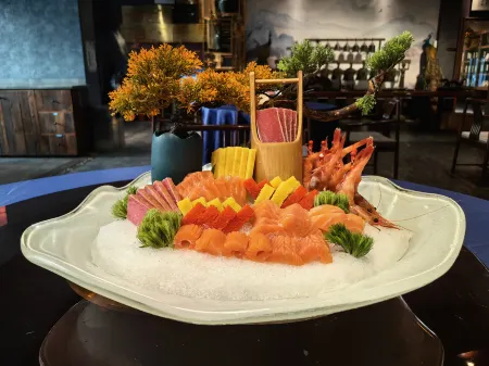 Hangzhou Qianwang Song  Culture Feast & Heritage Mansion Отели рядом с достопримечательностью «Zhejiang A & F University Yijin Campus»