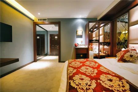 Bremen Hotel ( Central Street)