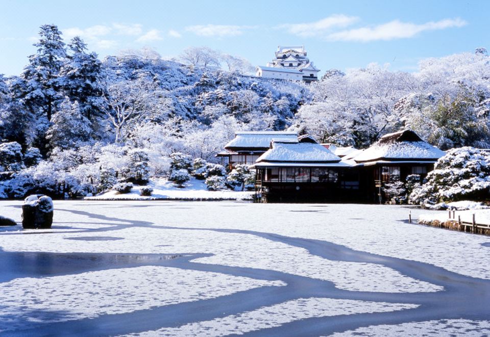 3. 토요코 인 히코..