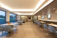HanTing Hotel (Laohekou Lihua Avenue)