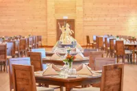 Araliya Red - Budget Friendly - Where You Find Stunning 360 Panoramic View of Nuwara Eliya - sarapan