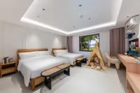 Gulangyu Baiwenxiong Hotel (Sanqiutian Wharf) Hotels near Kulangsu