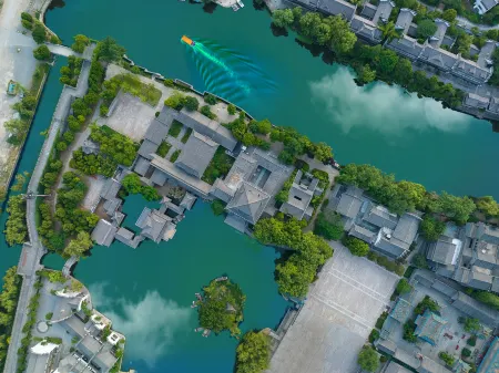 TKZCJD Отели рядом с достопримечательностью «Taierzhuang Ancient Town»