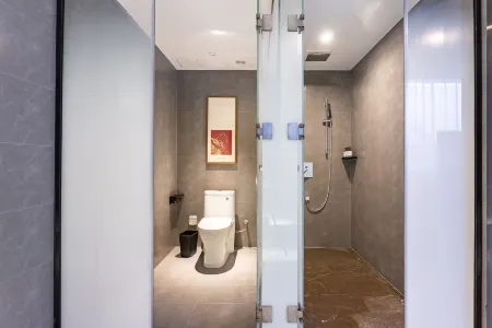 Starway Hotel (Shangqiu Nanjingdong Road) Отели рядом с достопримечательностью «Shangqiu Polytechnic (Shenhuo Avenue)»