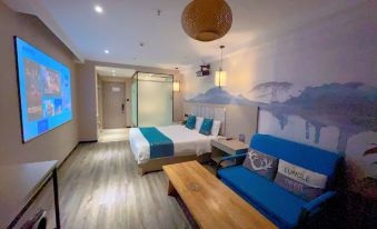 Baoli Shijia Boutique Hotel (Luohe Xushe Middle School Shop)