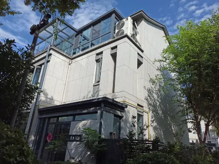 Longzhimeng Yinhu Homestay Отели рядом с достопримечательностью «Taihu Lake Longemont Paradise»