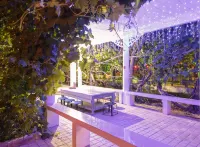 Begonia Hotel