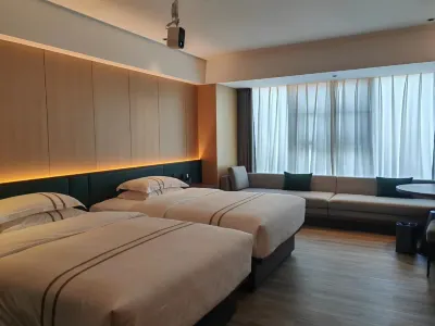 Zhen an Golden Resource Hotel Hotels near Center Square