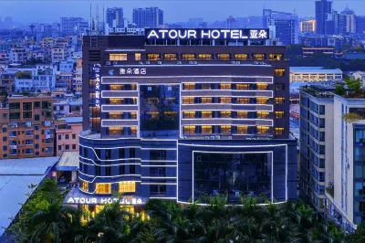 Yaduo Hotel (Guangzhou Panyu Bridge Metro Station) Hotel in zona Xixiuyuan Clothing Street