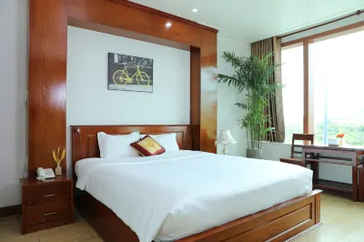 Thanh Vinh hotel & apartments Отели рядом с достопримечательностью «University of Social Sciences and Humanities of Ho Chi Minh City»