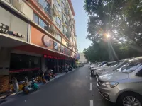 Yuming Hotel (Guigang Wuyue Plaza High-speed Railway Station)