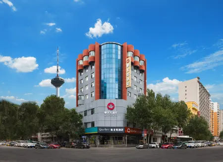 Quebec Hotel (Shenyang Consulate Color TV Tower Night Market) Отели рядом с достопримечательностью «Liaoning Broadcast and Television Tower»