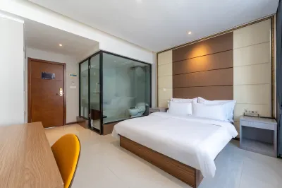 Nenjiang Huifeng Hotel (Times Square)