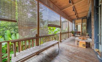 Xue'ershanfang B&B (Qiongzhong Limushan Forest Park)